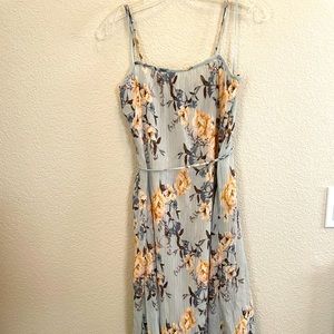 Beautiful Dress by Lovestitch Size Small Women Floral New